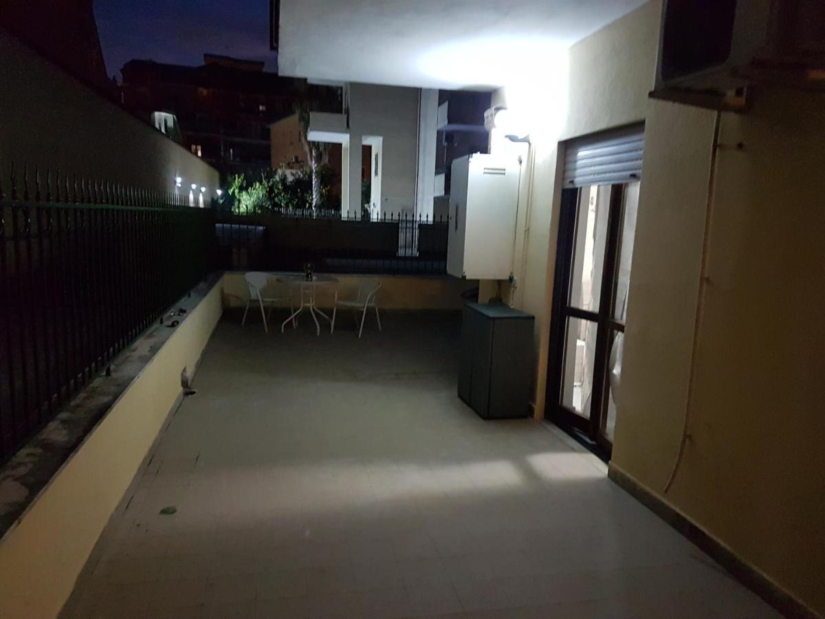 B&B La Dolce Notte Санта-Мария-Капуа-Ветере Экстерьер фото